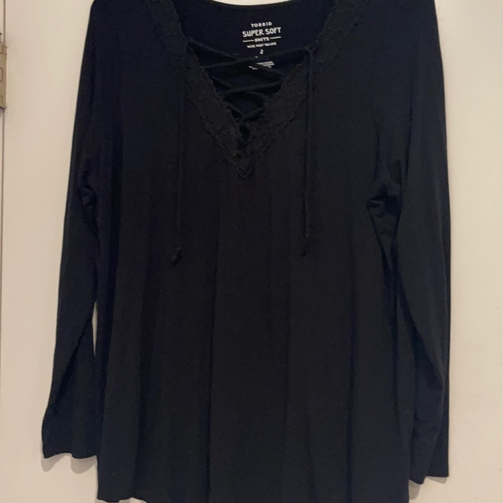 Torrid size 2 long sleeve top